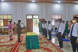 Bupati Siak Lantik Bapekam Perawang Barat & Pinang Sebatang Barat